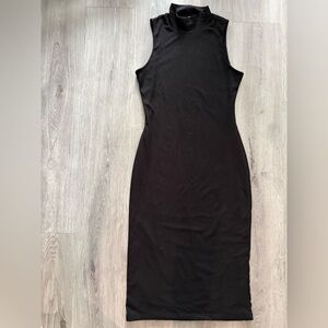 Chic Black Sleeveless Midi Dress